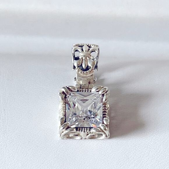 Silpada Sterling Silver 18” Chain & Silpada Uptown Fleur De Lis Pendant Necklace - Picture 5 of 10